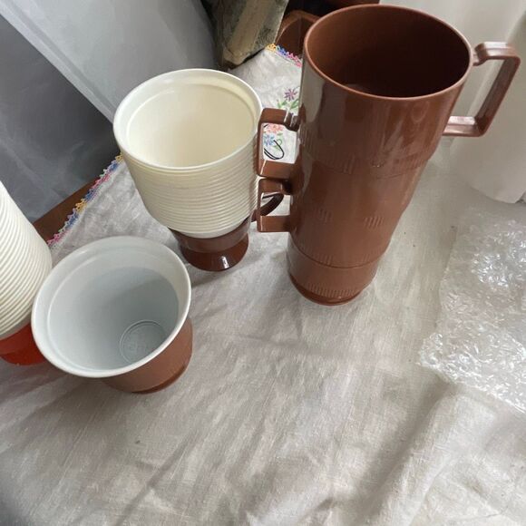 Vintage Solo cozy cups 2 styles 41 liners - Picture 5 of 9